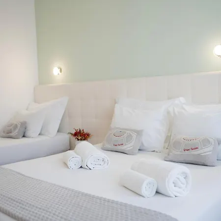 Turista Da Trindade Bed & Breakfast 3*