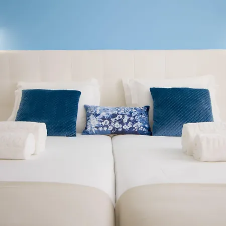 Turista Da Trindade Bed and Breakfast