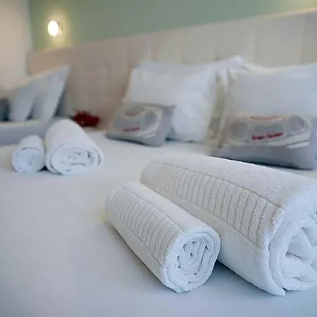 Turista Da Trindade Bed & Breakfast Porto
