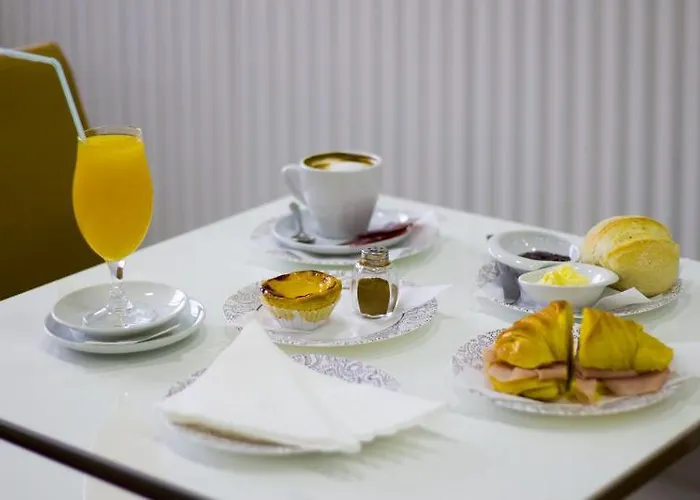 Turista Da Trindade Bed & Breakfast Oporto