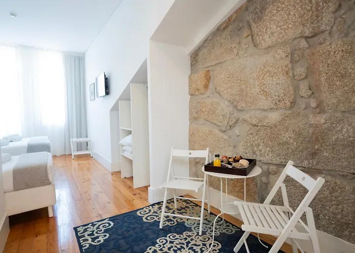 Bed & Breakfast Turista Da Trindade Oporto