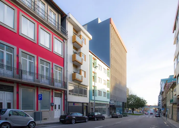 Bed & Breakfast Turista Da Trindade Oporto